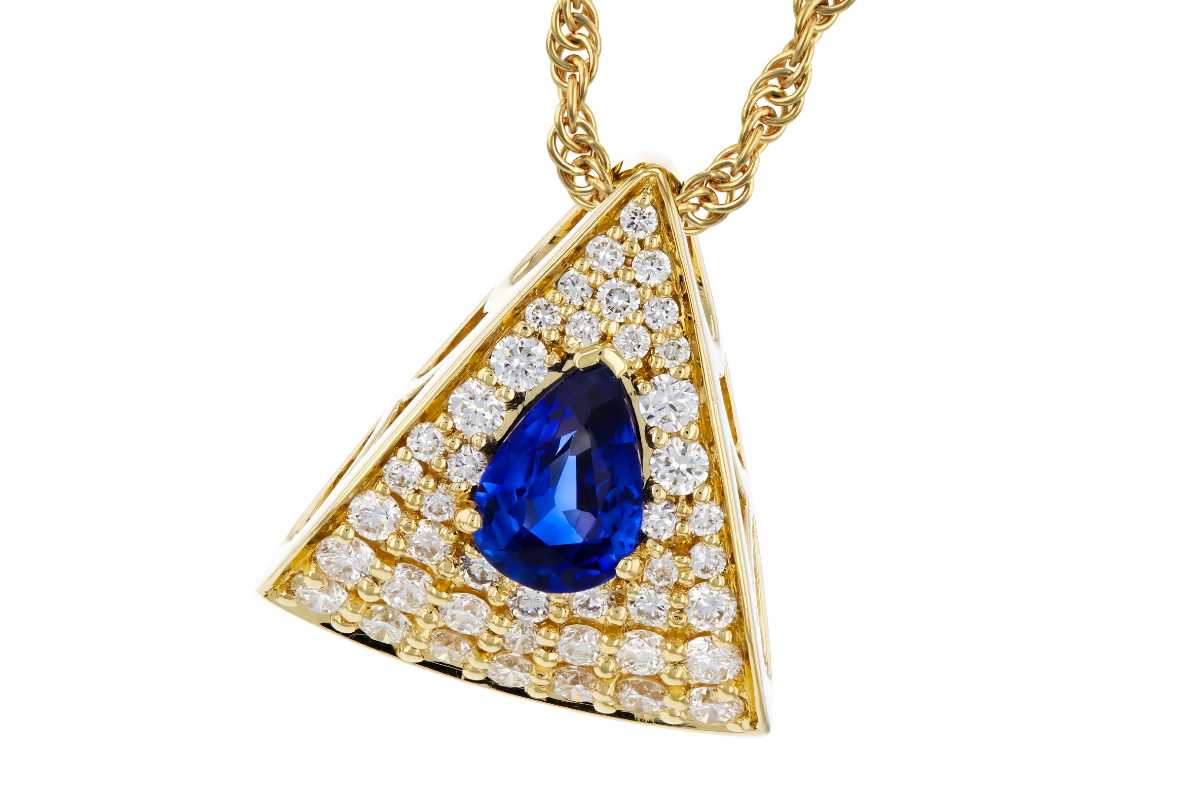A293-65984: NECKLACE .51 SAPPHIRE .85 TGW (6x4MM SA)