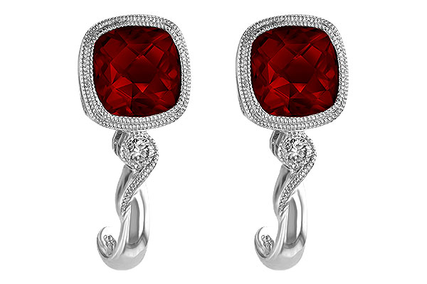 C201-89620: EARRINGS 2.36 GARNET 2.40 TGW
