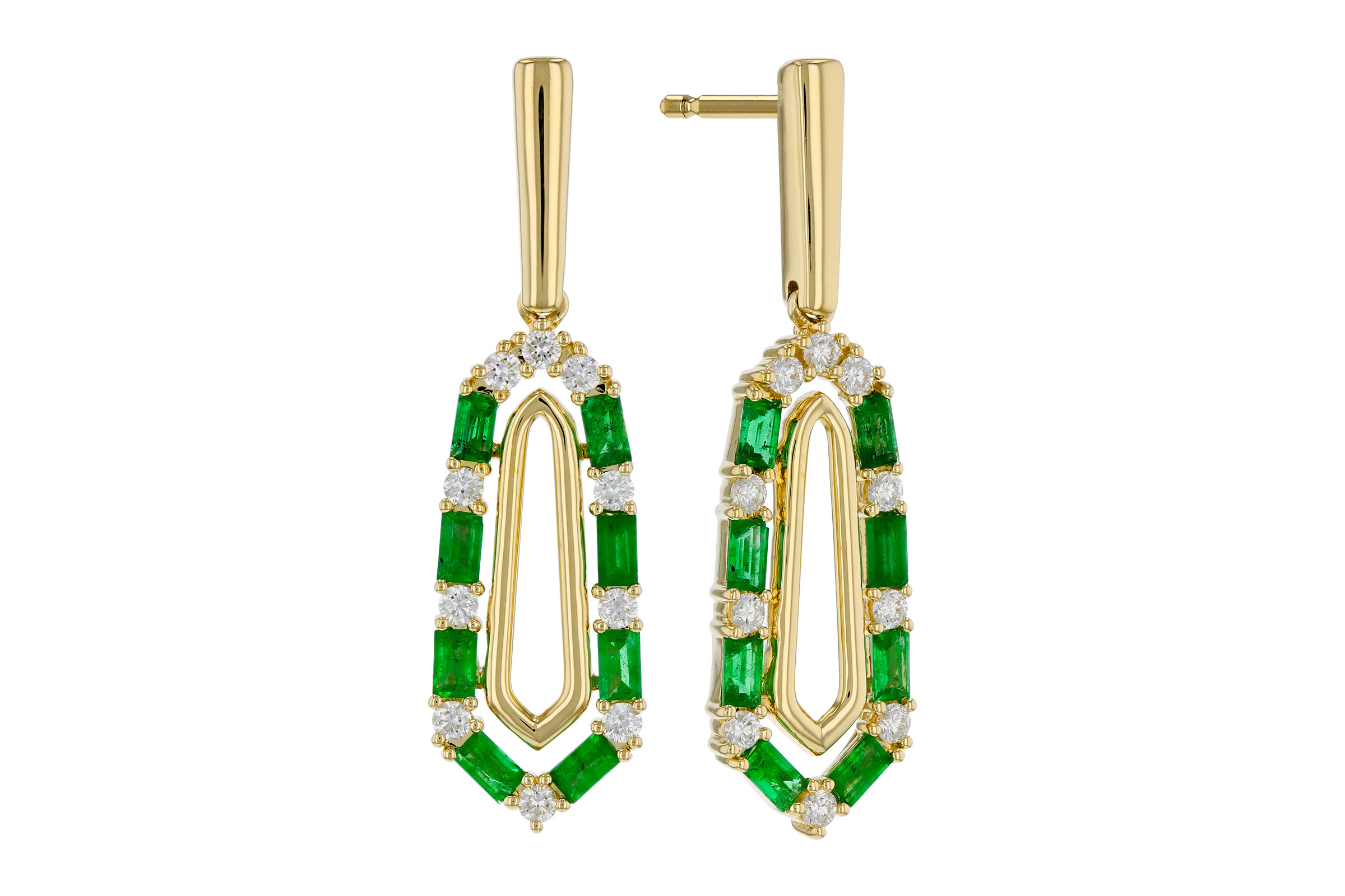 D293-66866: EARR .74 TW EMERALD 1.02 TGW