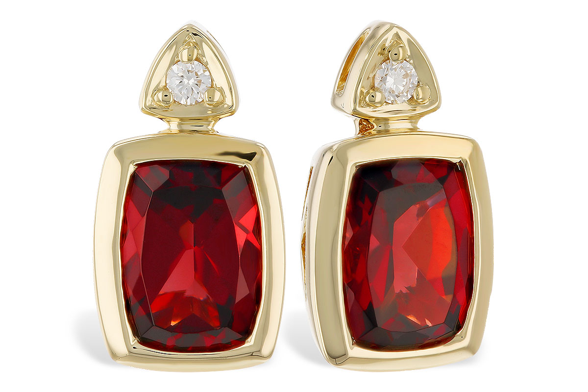 G291-85974: EARR 1.90 TW GARNET 1.94 TGW (7x5MM GAR)