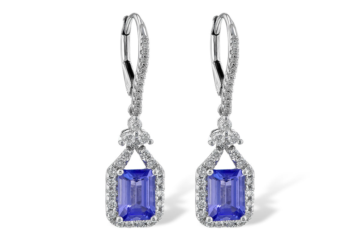 H208-18683: EARR 1.60 TW TANZANITE 2.08 TGW
