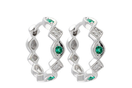 M204-55974: EARRINGS .13 EMERALD .18 TGW