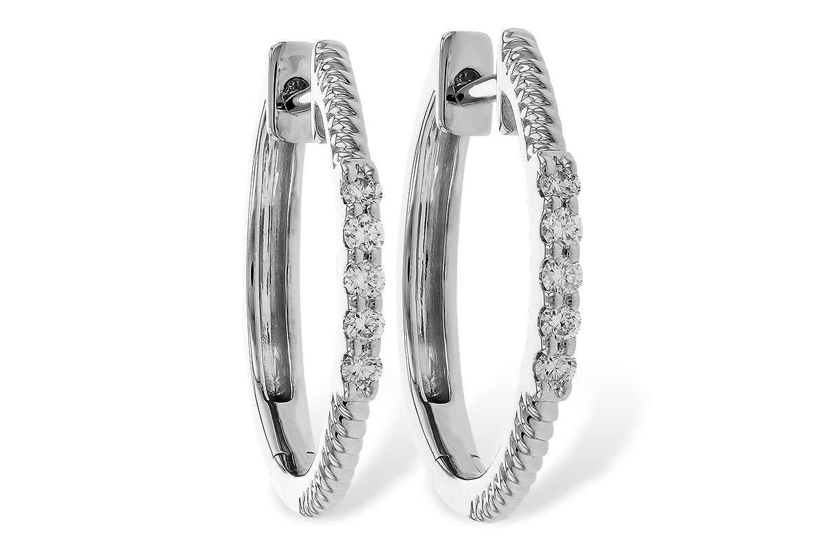 M292-77792: EARRINGS .11 TW